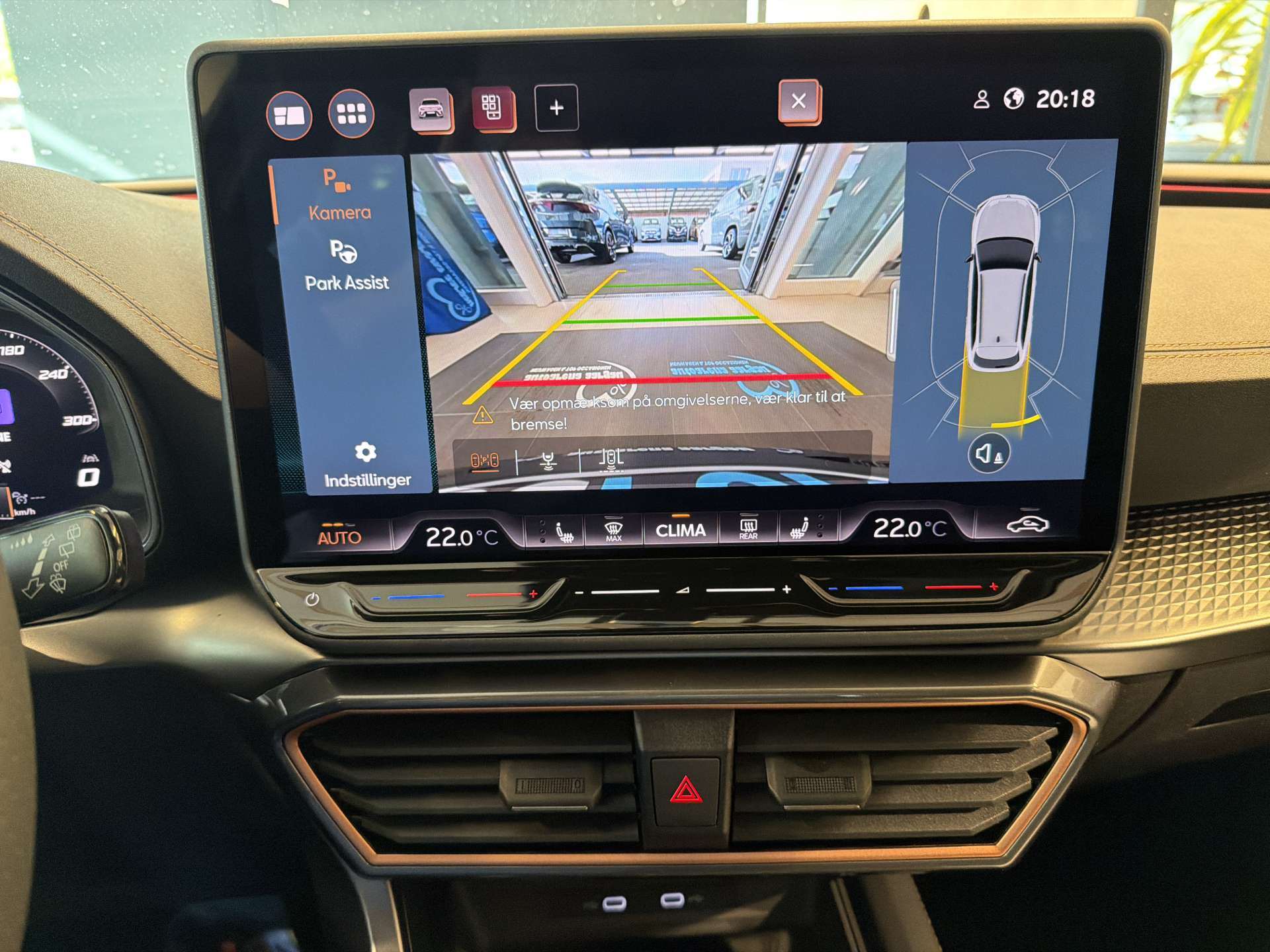 CUPRA LEON ST 2.0 TSi VZ 333PS 4Drive DSG-Automat-image-9