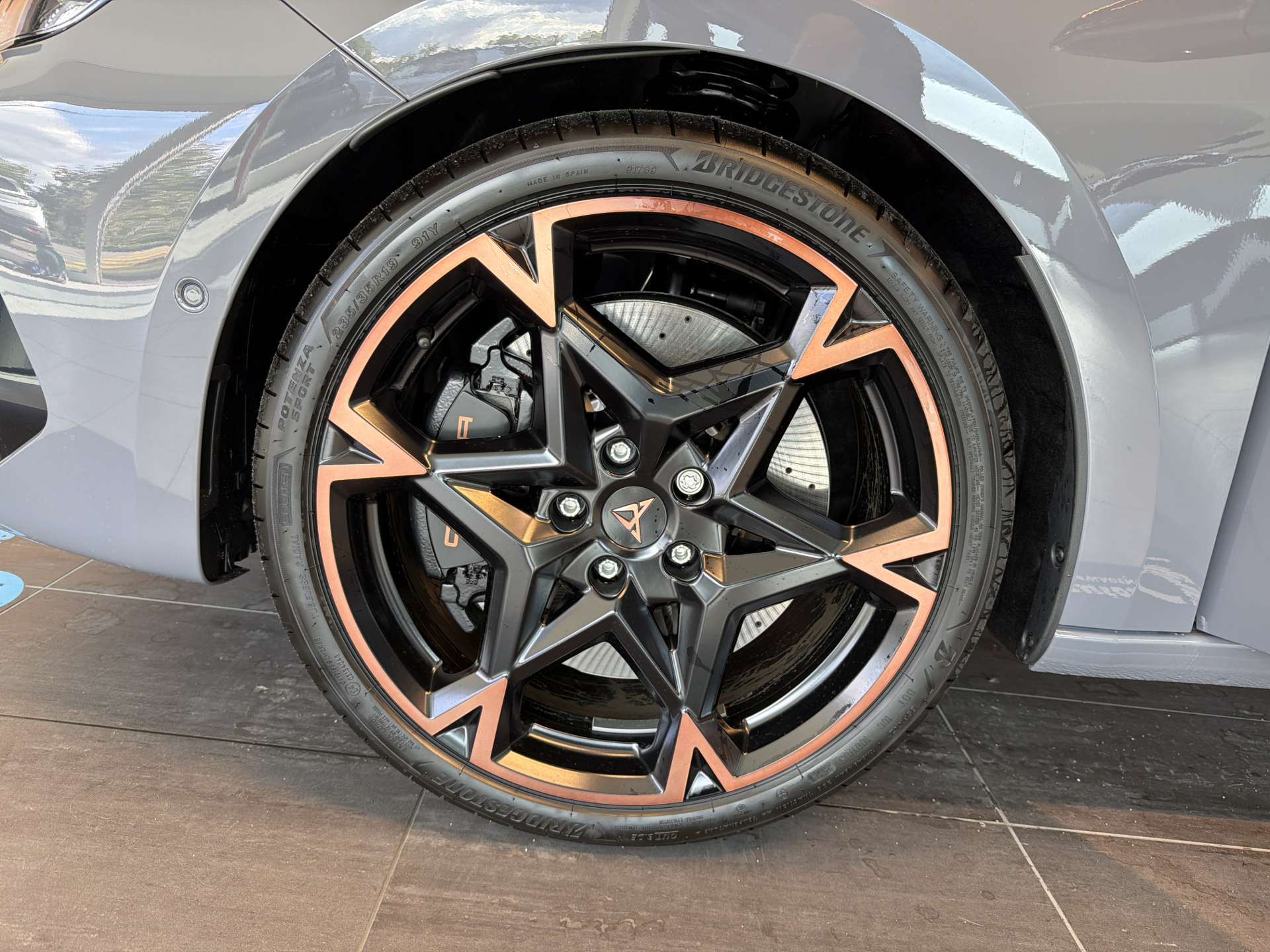 CUPRA LEON ST 2.0 TSi VZ 333PS 4Drive DSG-Automat-image-8