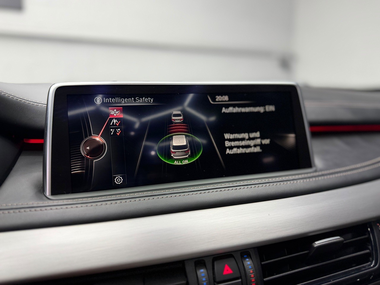 BMW X5 xDrive M50d Steptronic M-Paket | Panorama Dach | Harman/Kardon | Head-Up | 360° Kamera-image-28