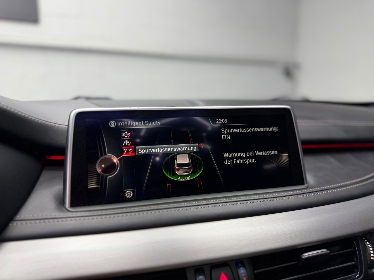 BMW X5 xDrive M50d Steptronic M-Paket | Panorama Dach | Harman/Kardon | Head-Up | 360° Kamera-image-29