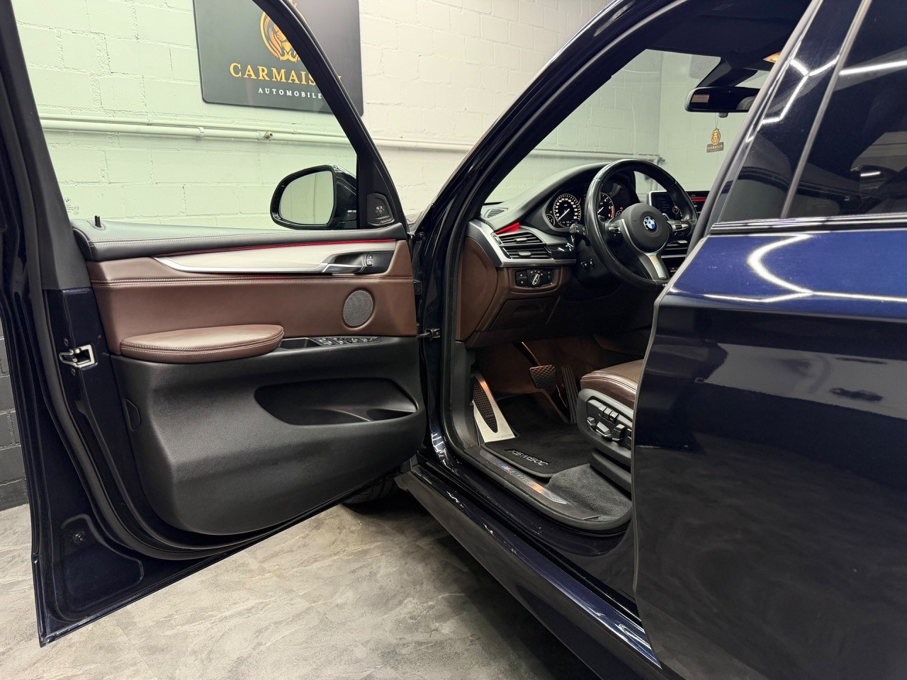 BMW X5 xDrive M50d Steptronic M-Paket | Panorama Dach | Harman/Kardon | Head-Up | 360° Kamera-image-12