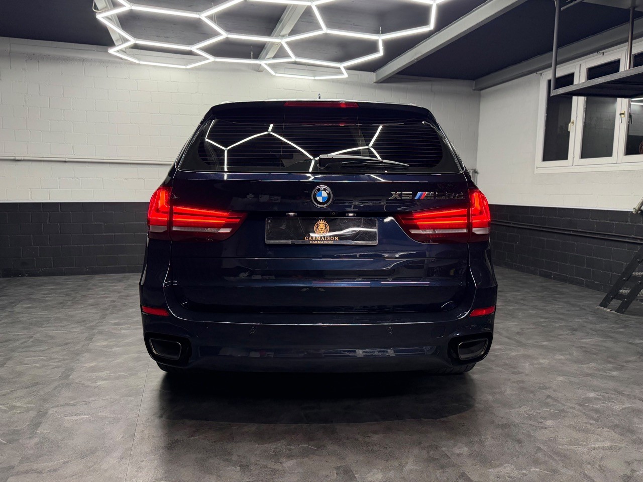 BMW X5 xDrive M50d Steptronic M-Paket | Panorama Dach | Harman/Kardon | Head-Up | 360° Kamera-image-8