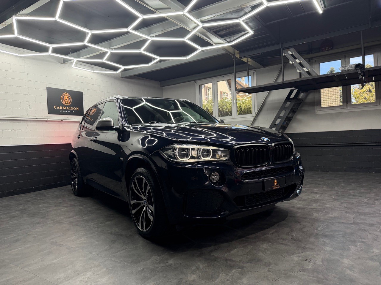 BMW X5 xDrive M50d Steptronic M-Paket | Panorama Dach | Harman/Kardon | Head-Up | 360° Kamera-image-0