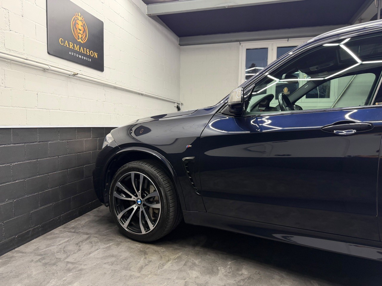 BMW X5 xDrive M50d Steptronic M-Paket | Panorama Dach | Harman/Kardon | Head-Up | 360° Kamera-image-11