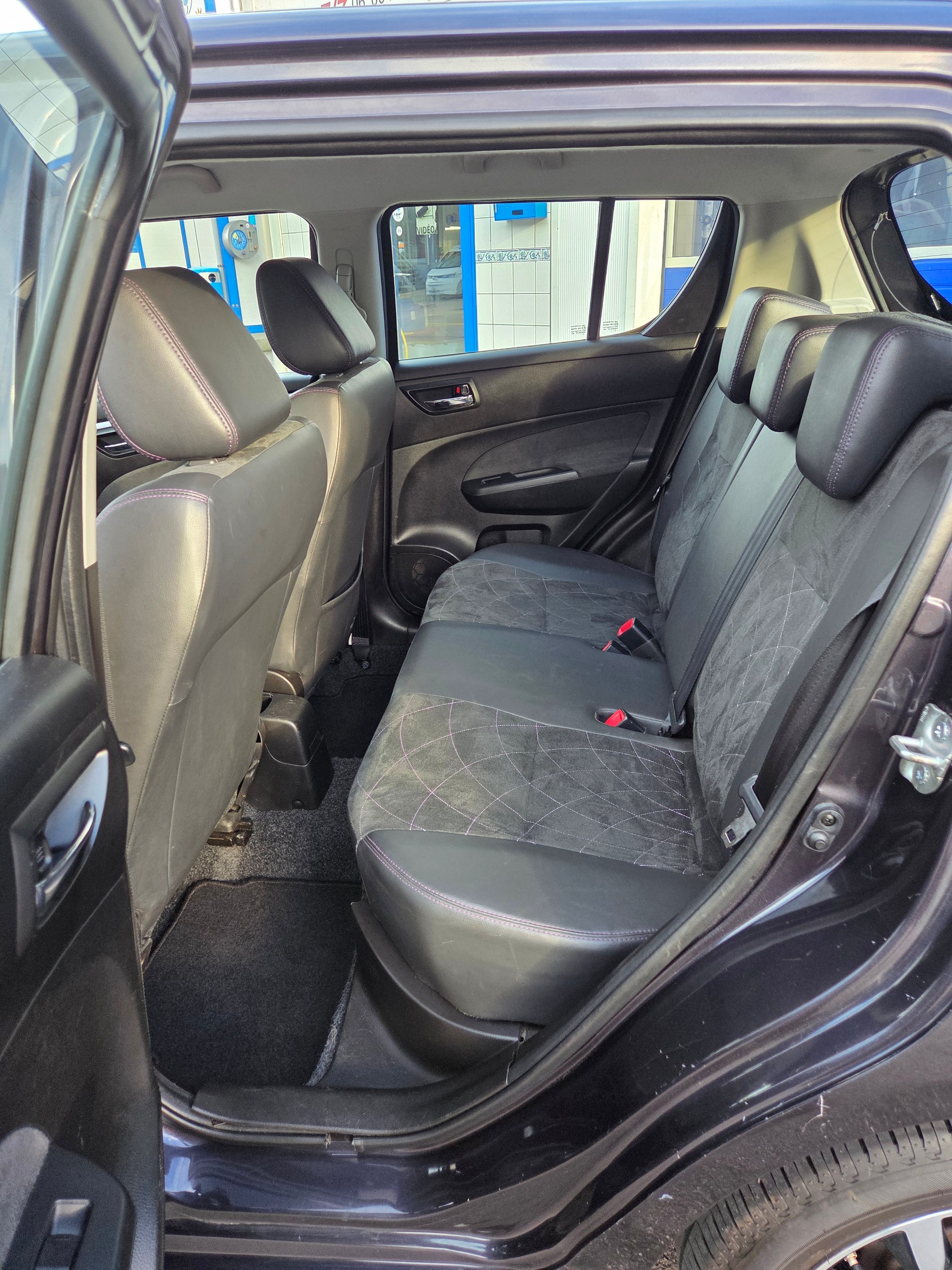 SUZUKI Swift 1.2i 16V Sergio Cellano-image-8