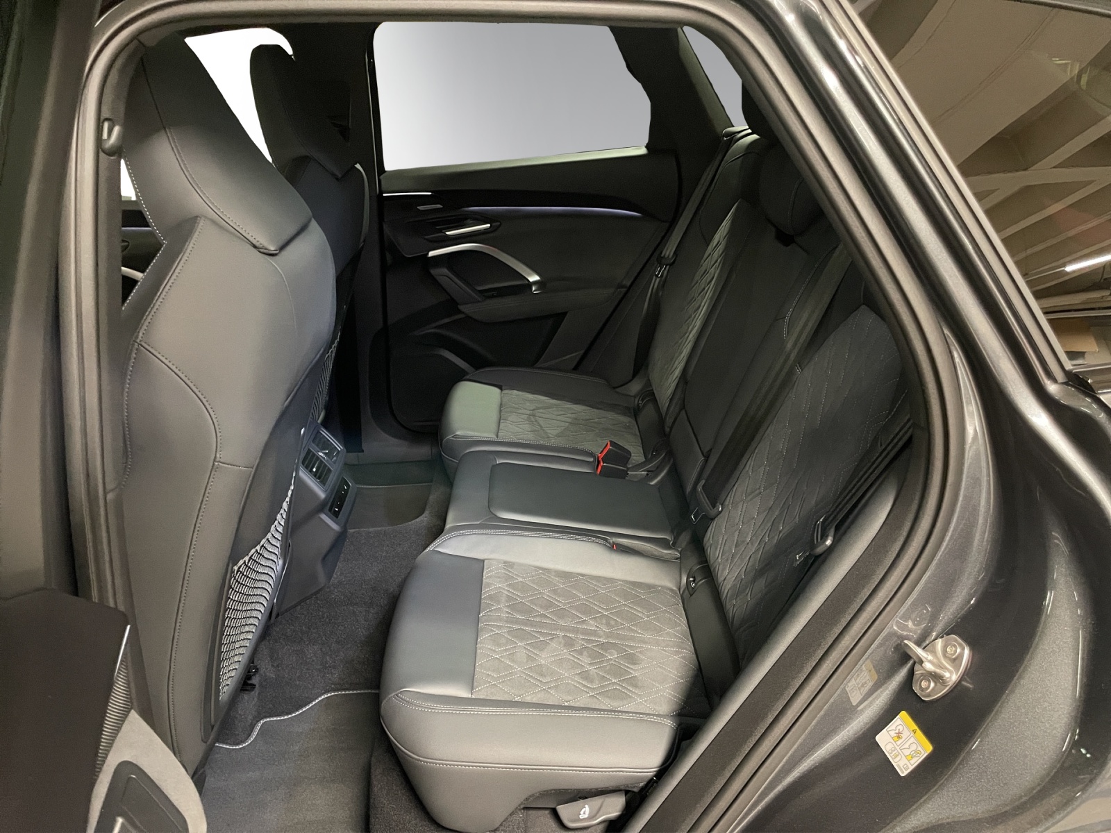 AUDI SQ5 TFSI quattro S-tronic-image-9