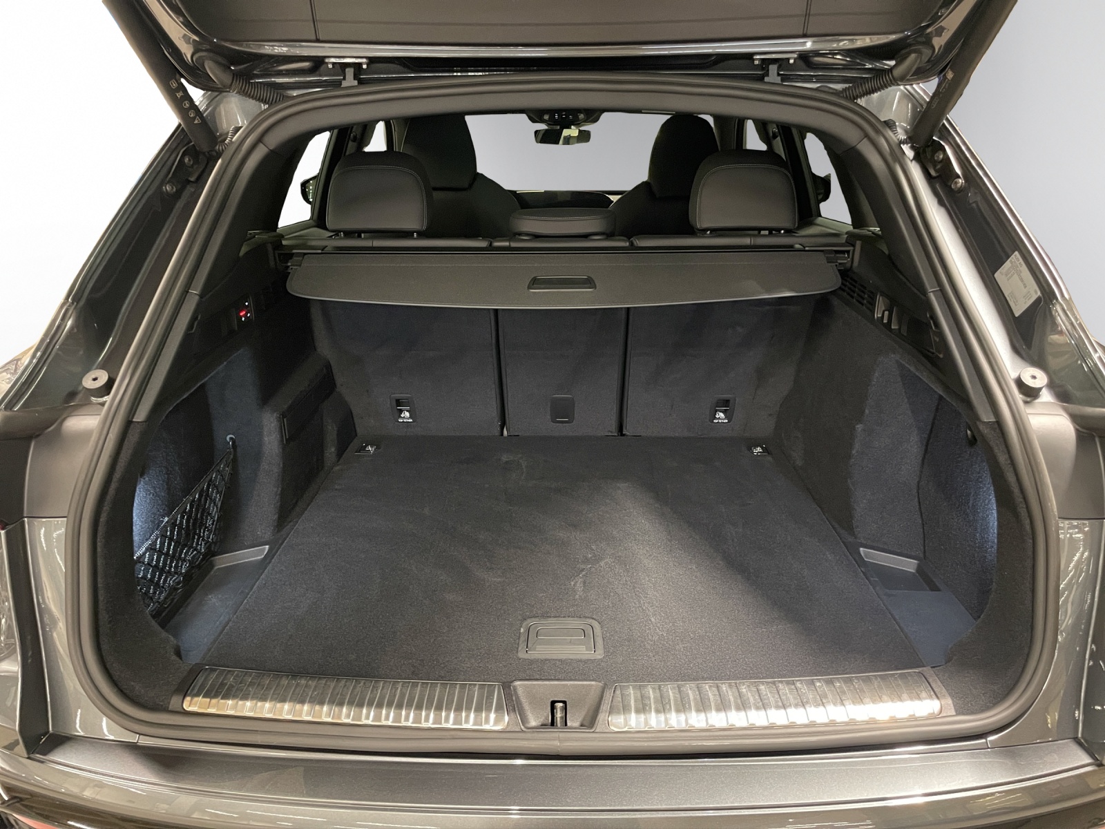 AUDI SQ5 TFSI quattro S-tronic-image-5