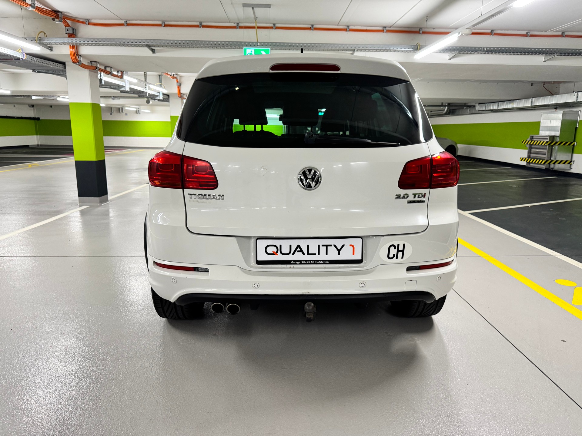 VW Tiguan 2.0 TDI BMT R-Line Design 4Motion-image-5