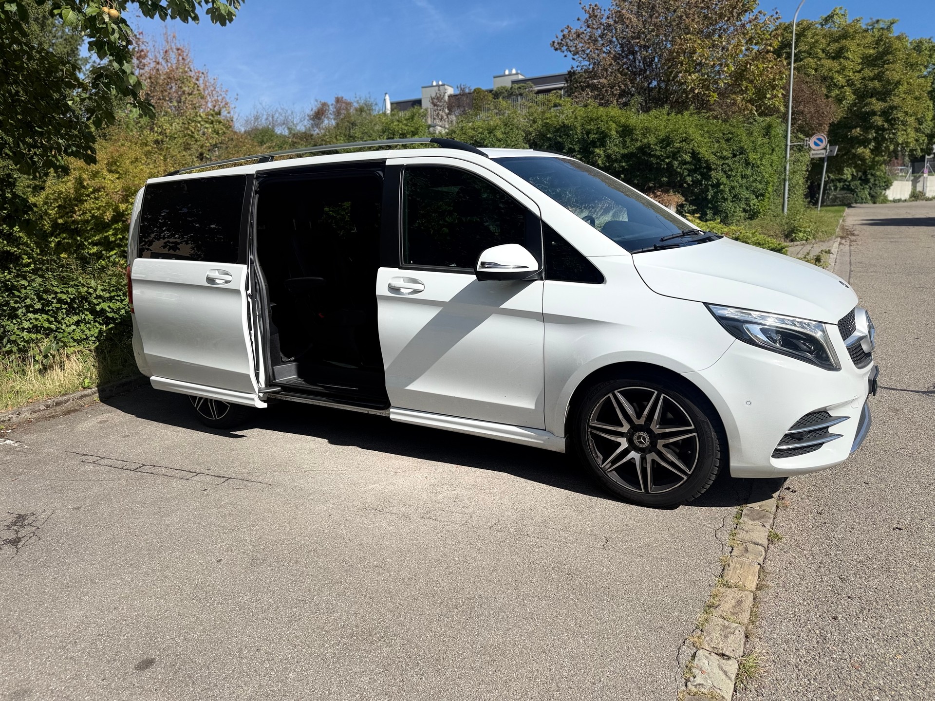 MERCEDES-BENZ V 250 d lang Avantgarde 9G-Tronic-image-3