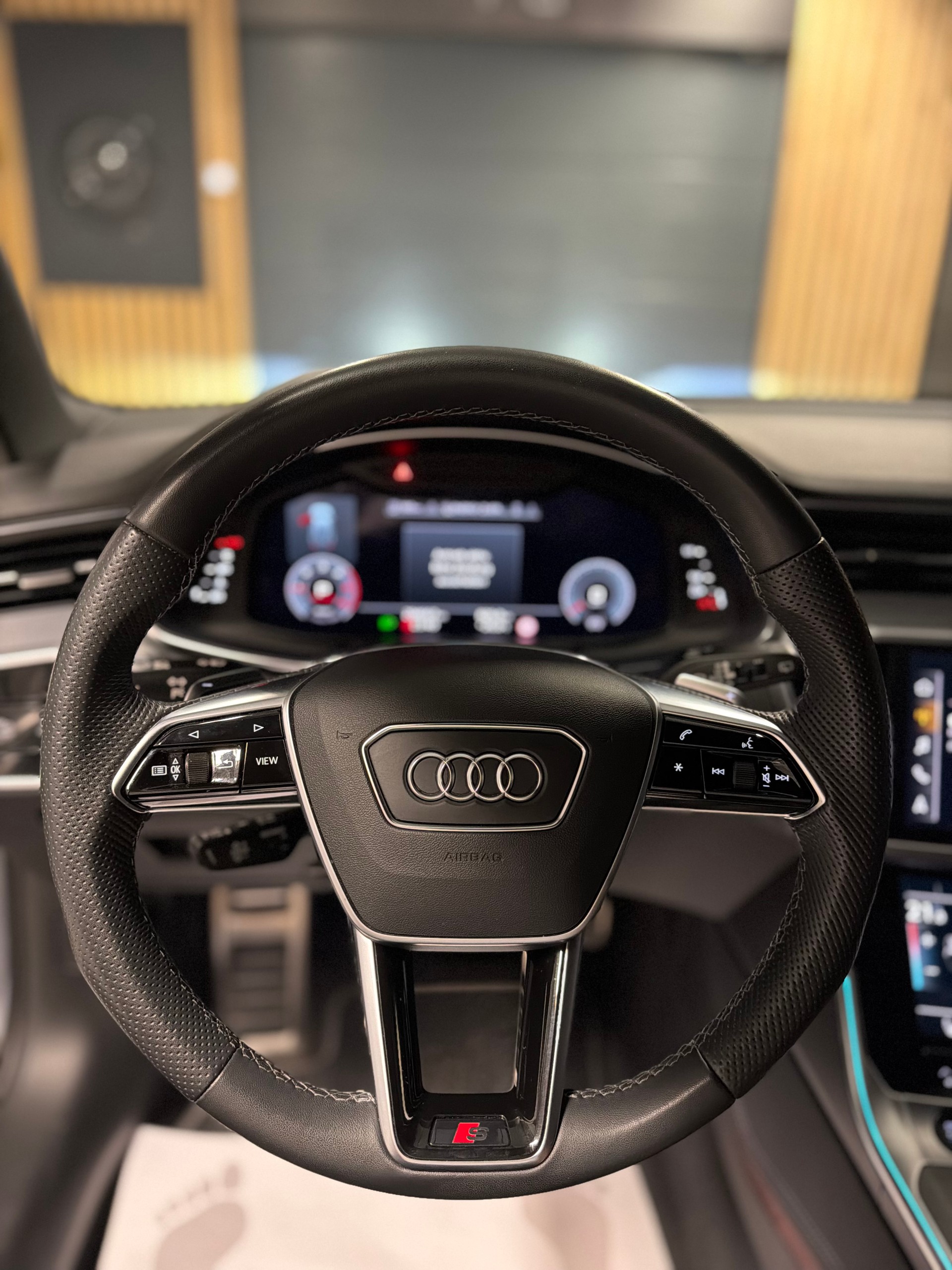 AUDI A6 Avant 50 TDI Sport quattro tiptronic-image-19