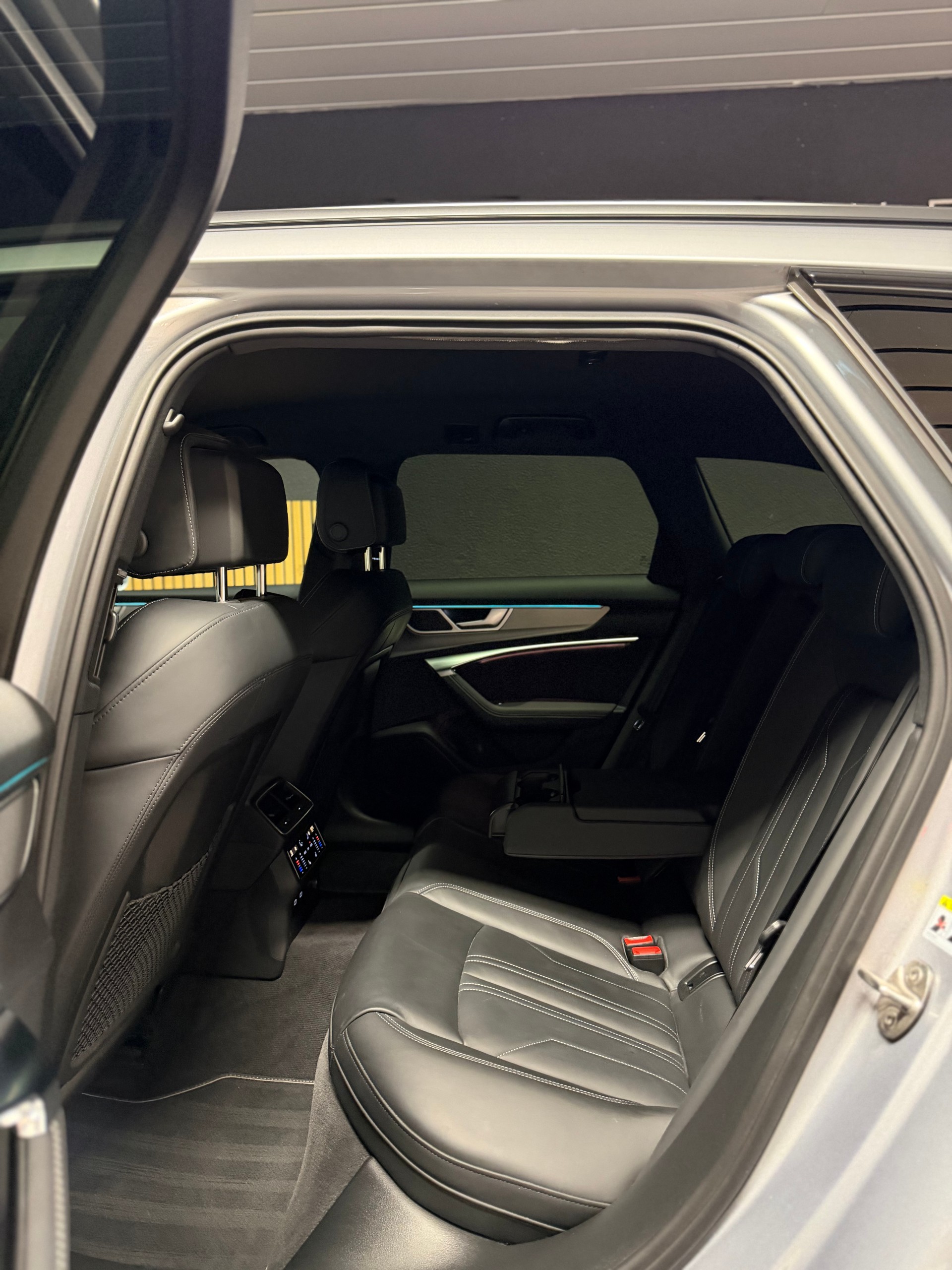 AUDI A6 Avant 50 TDI Sport quattro tiptronic-image-15