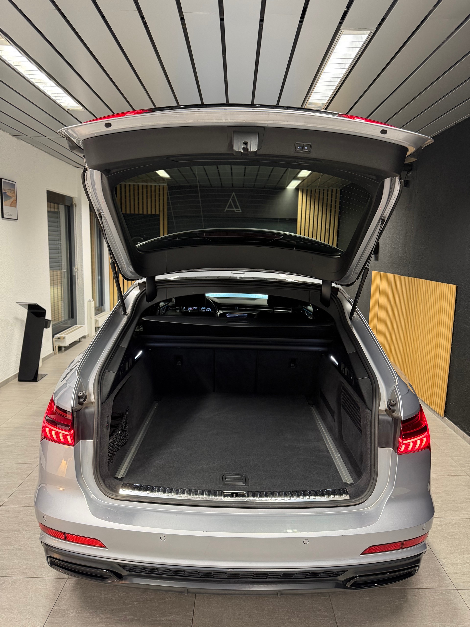 AUDI A6 Avant 50 TDI Sport quattro tiptronic-image-5