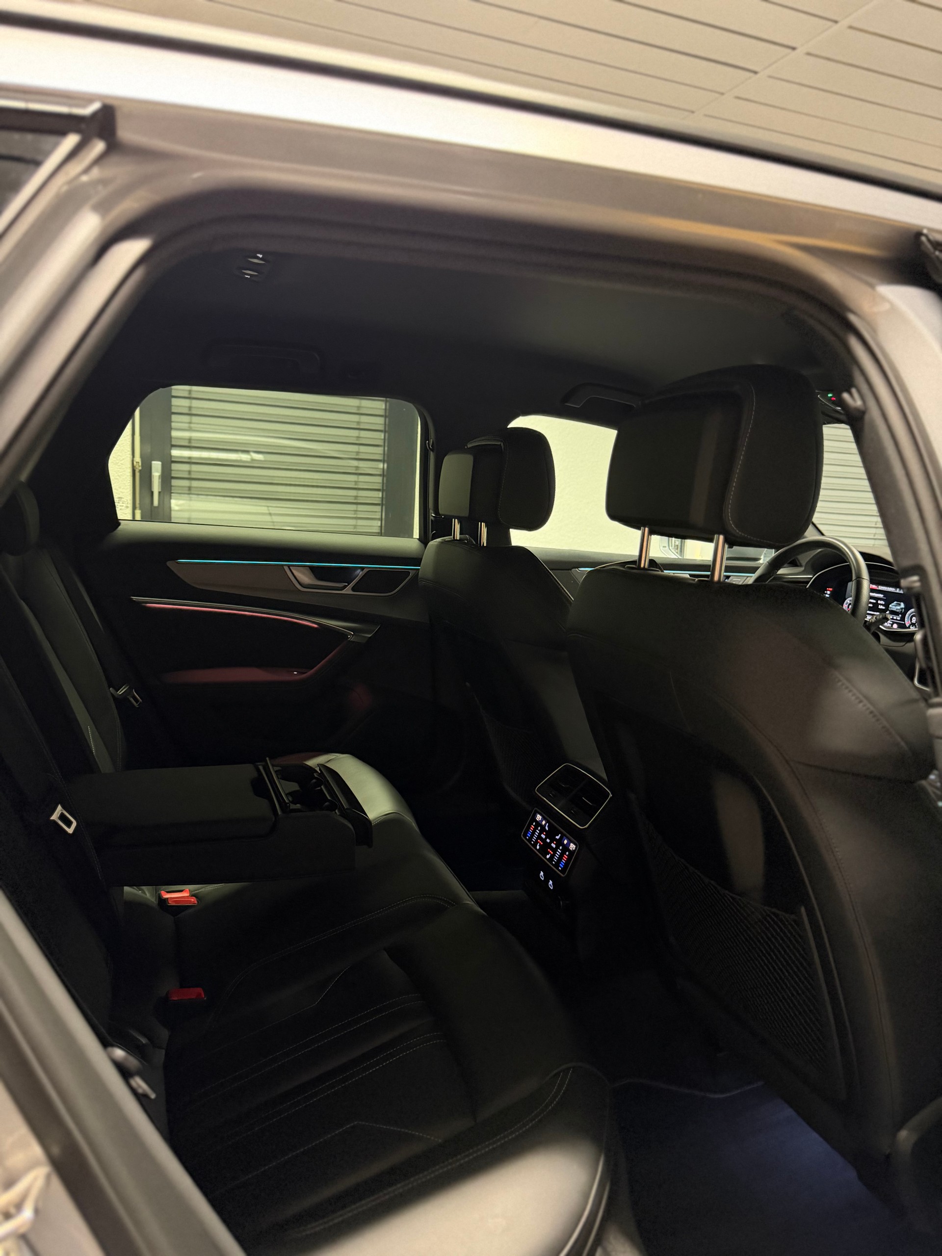 AUDI A6 Avant 50 TDI Sport quattro tiptronic-image-16