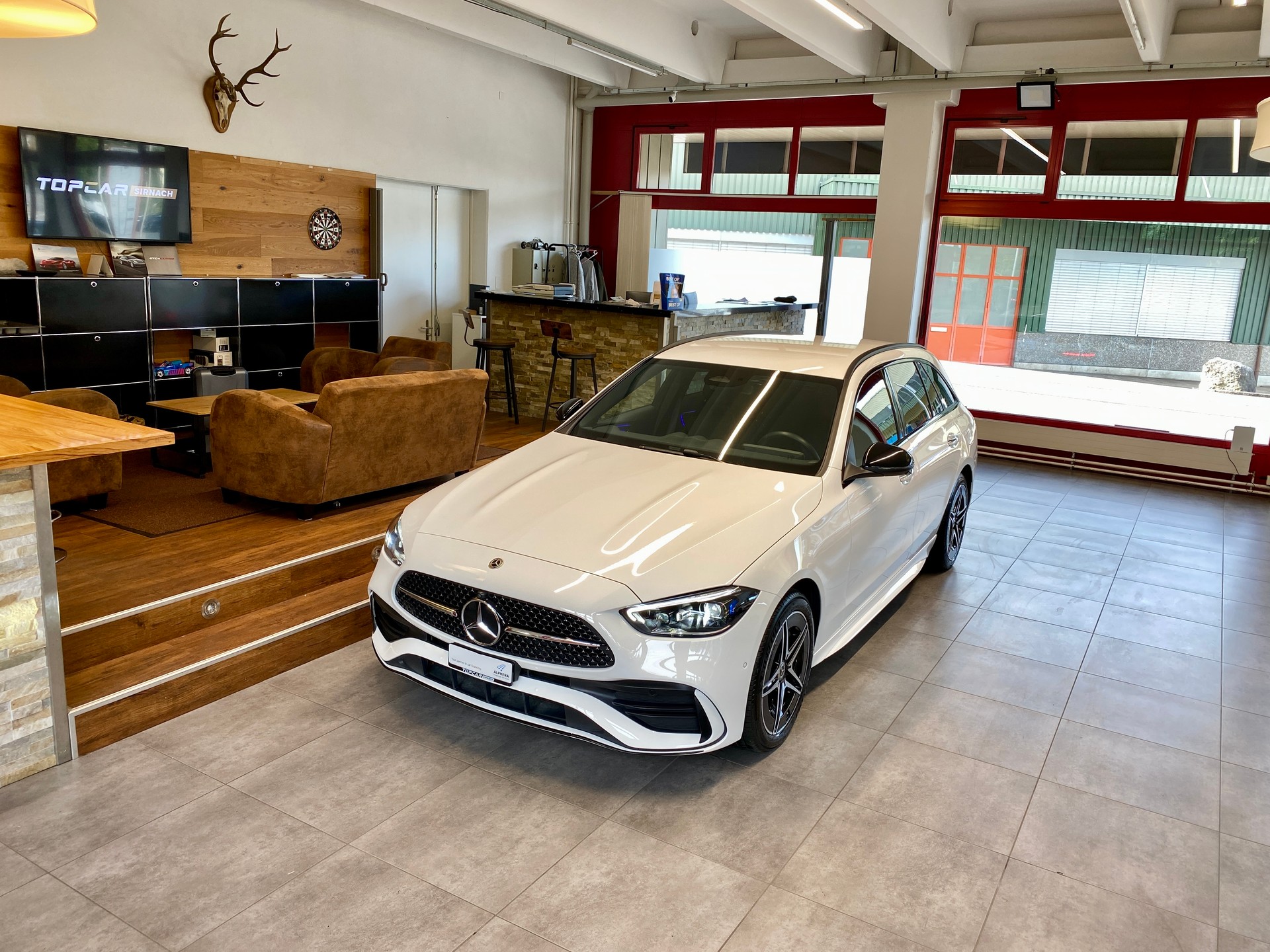 MERCEDES-BENZ C 300de T 4Matic AMG LINE-image-0