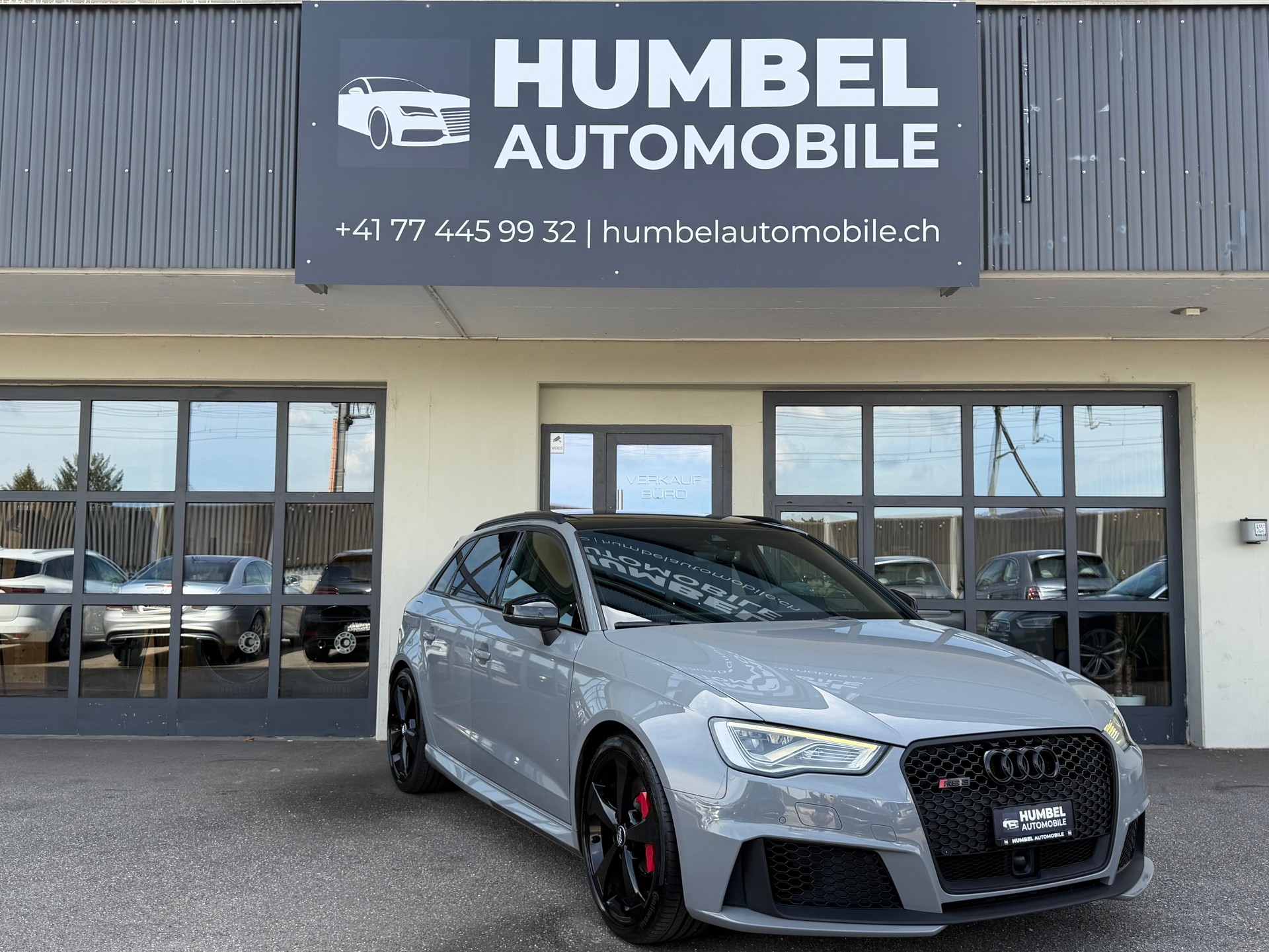 AUDI RS3 2.5 TSI quattro S-tronic-image-0
