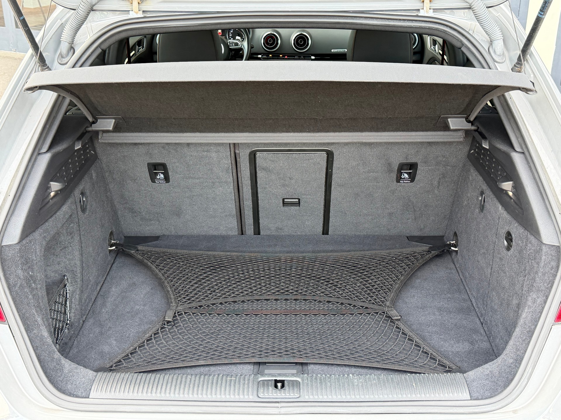 AUDI RS3 2.5 TSI quattro S-tronic-image-8