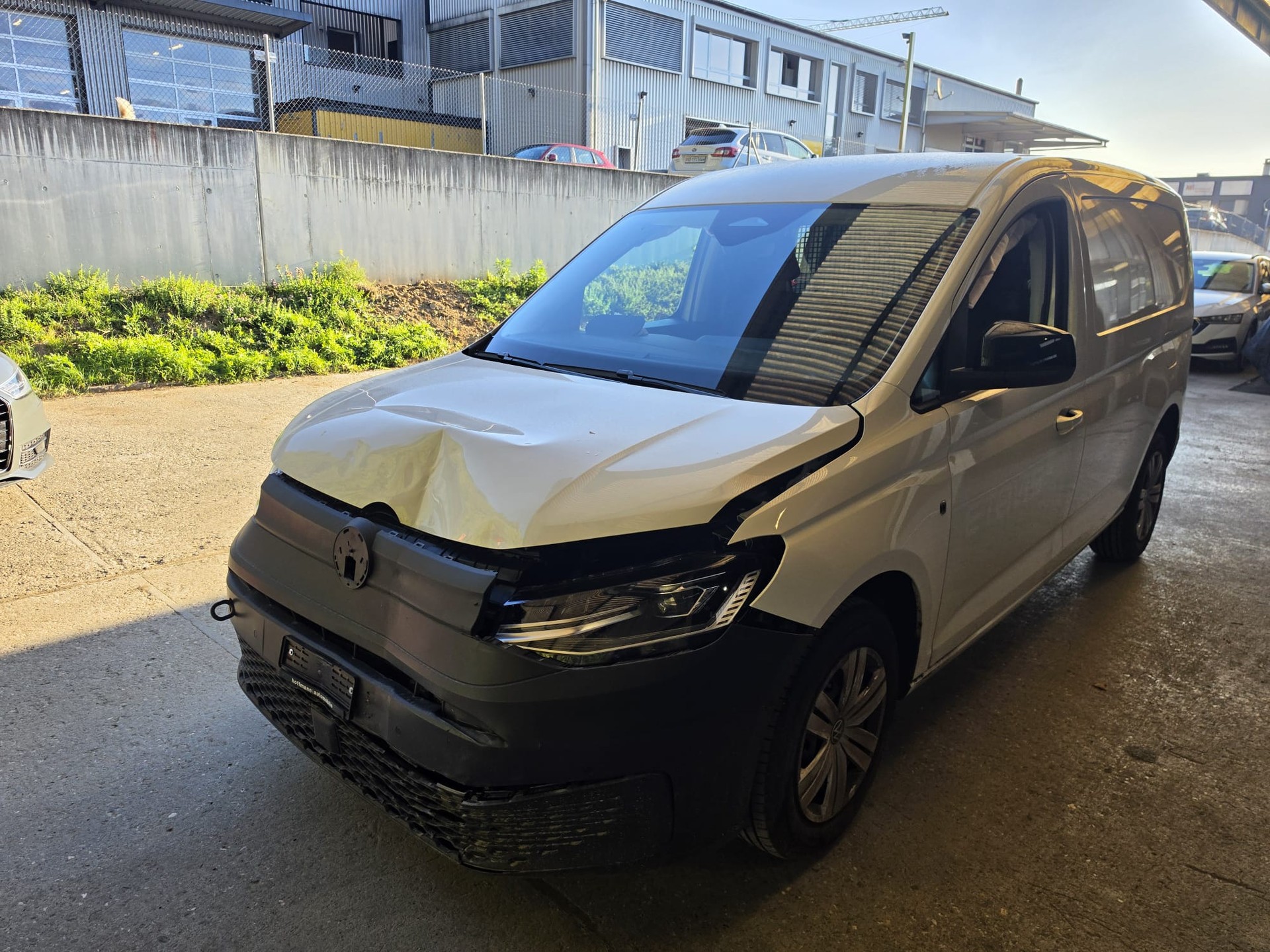 VW Caddy Maxi 2.0 TDI Life DSG-image-0