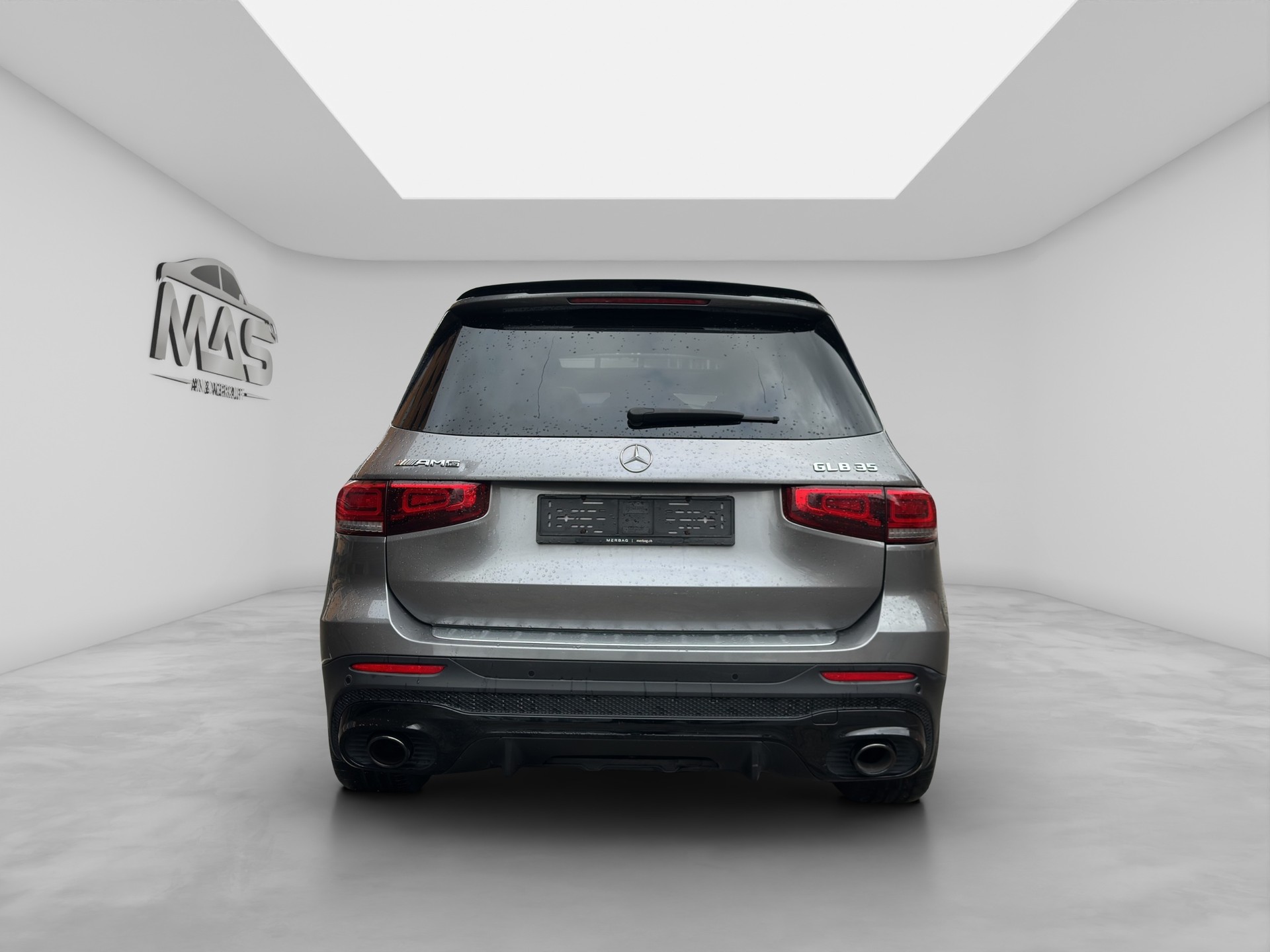 MERCEDES-BENZ GLB 35 AMG 4Matic 8G-Tronic-image-4