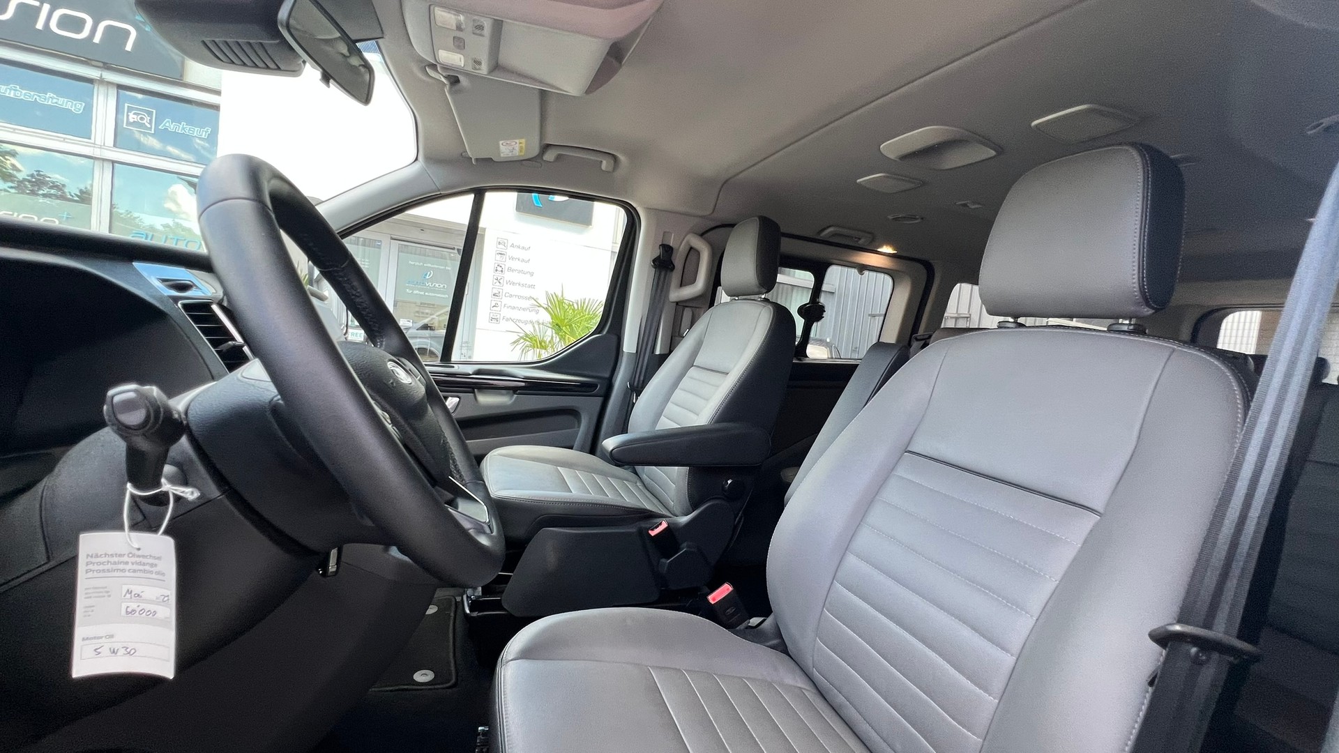 FORD TOURNEO CUSTOM 320 L2H1 TITANIUM X AUTOMAT l 170 PS-image-22