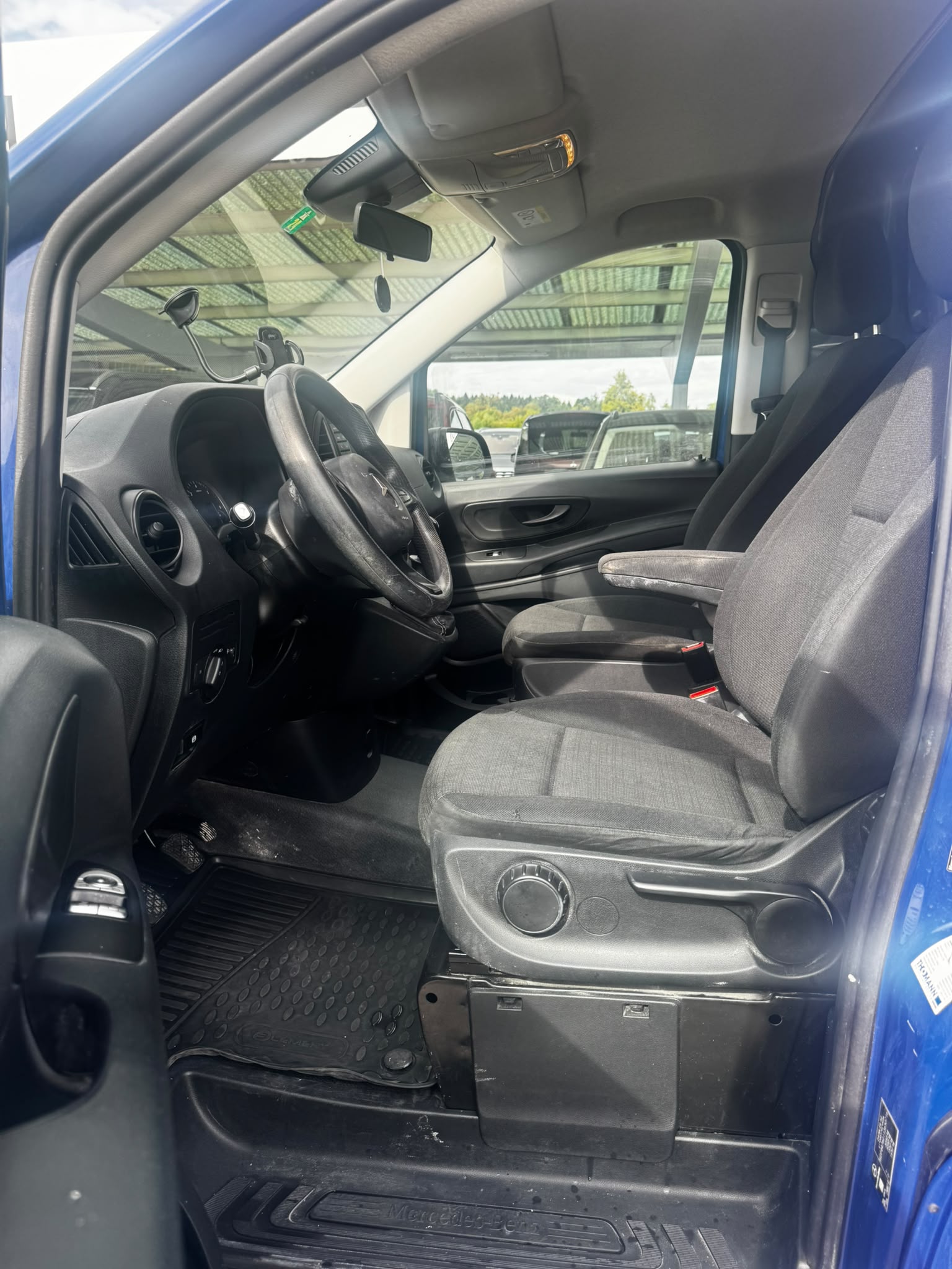 MERCEDES-BENZ Vito 114 CDI-image-10