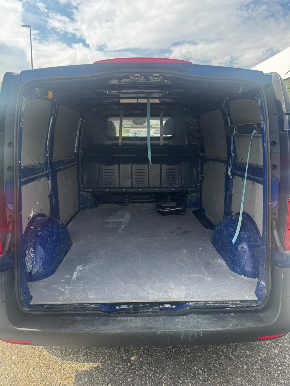 MERCEDES-BENZ Vito 114 CDI-image-14