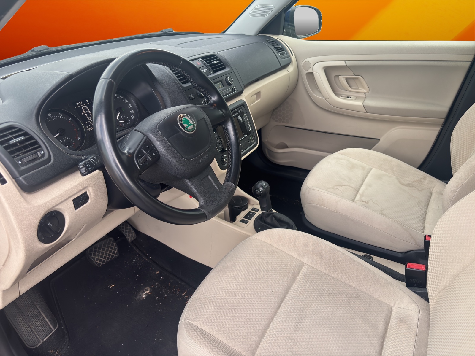 SKODA Fabia 1.2 TSI Elegance DSG-image-10