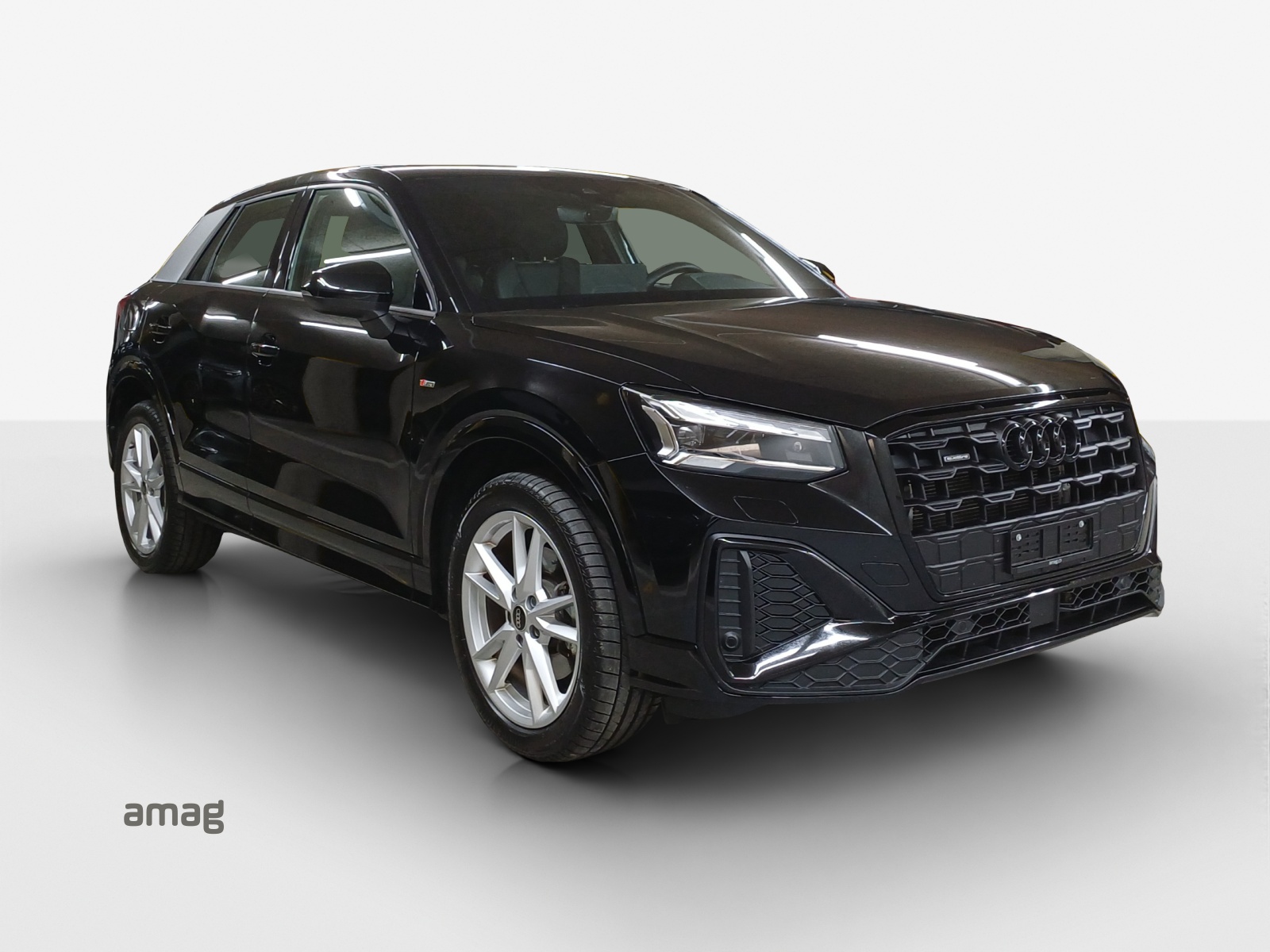 AUDI Q2 40 TFSI S line quattro S-tronic-image-5