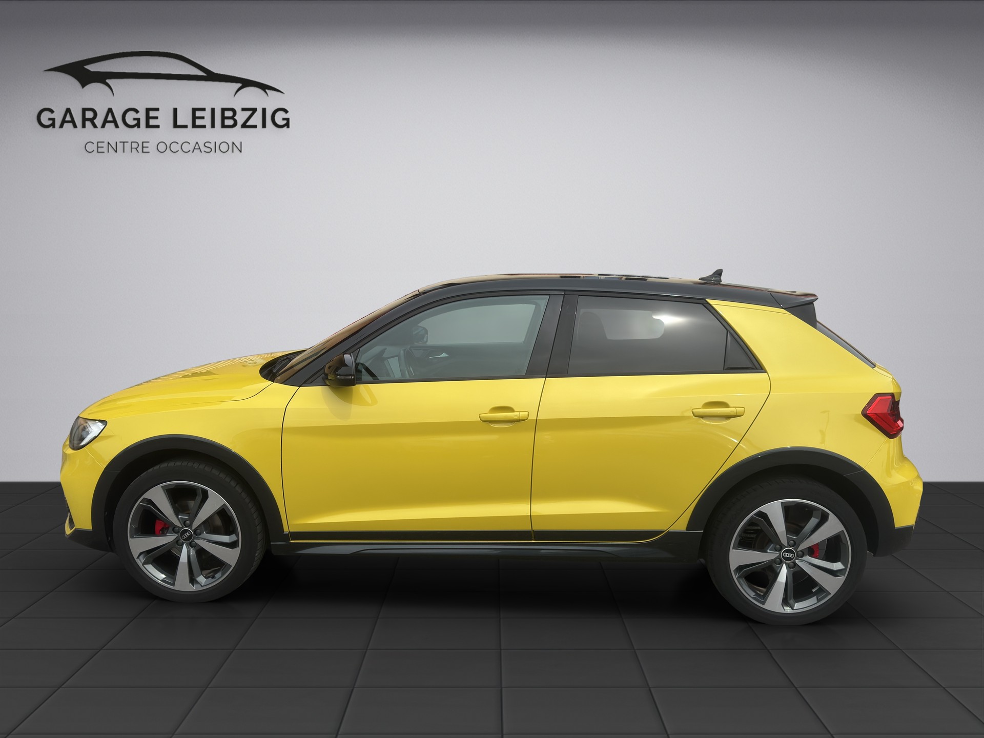 AUDI A1 Sportback 1.5 35 TFSI S-Line City Carver-image-1