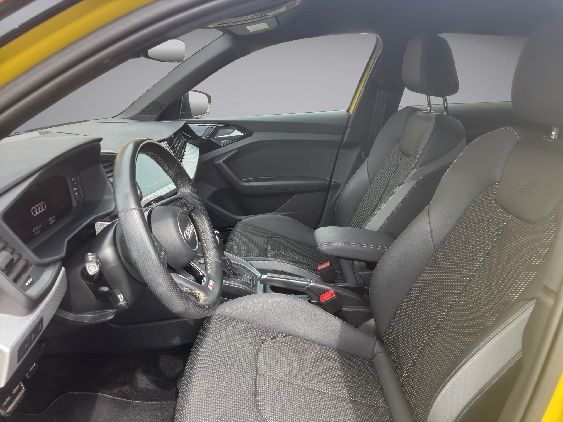 AUDI A1 Sportback 1.5 35 TFSI S-Line City Carver-image-6