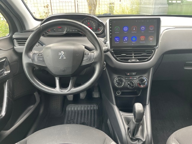 PEUGEOT 208 1.4 VTI Active-image-17