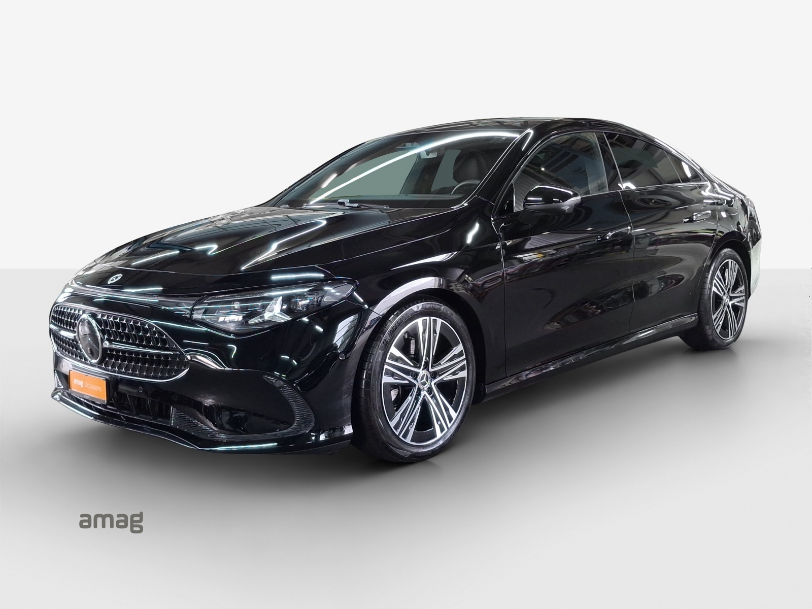 MERCEDES-BENZ CLA 180 8G-DCT-image-0