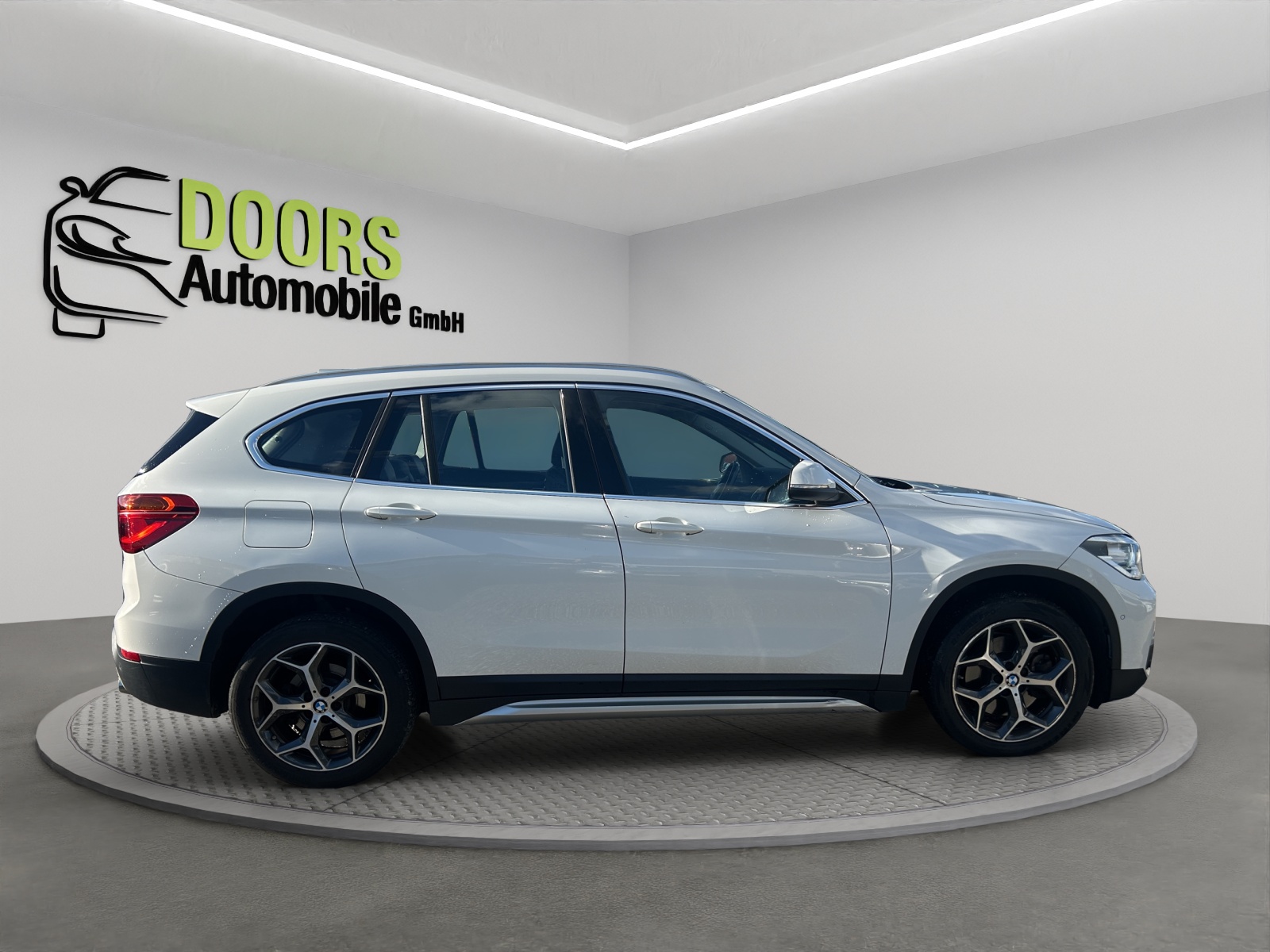 BMW X1 xDrive 20d Sport Line Steptronic-image-7