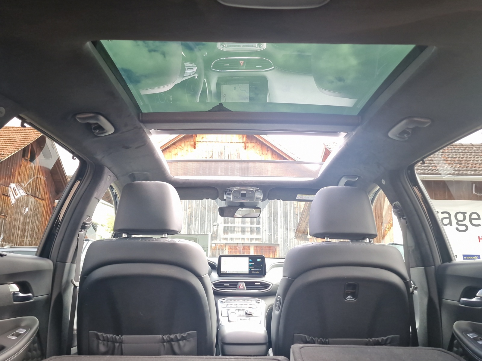 HYUNDAI Santa Fe 1.6 T-GDi PHEV Vertex-image-11