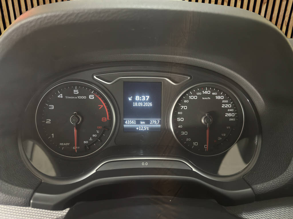AUDI Q2 1.5 35 TFSI S-Tronic-image-7