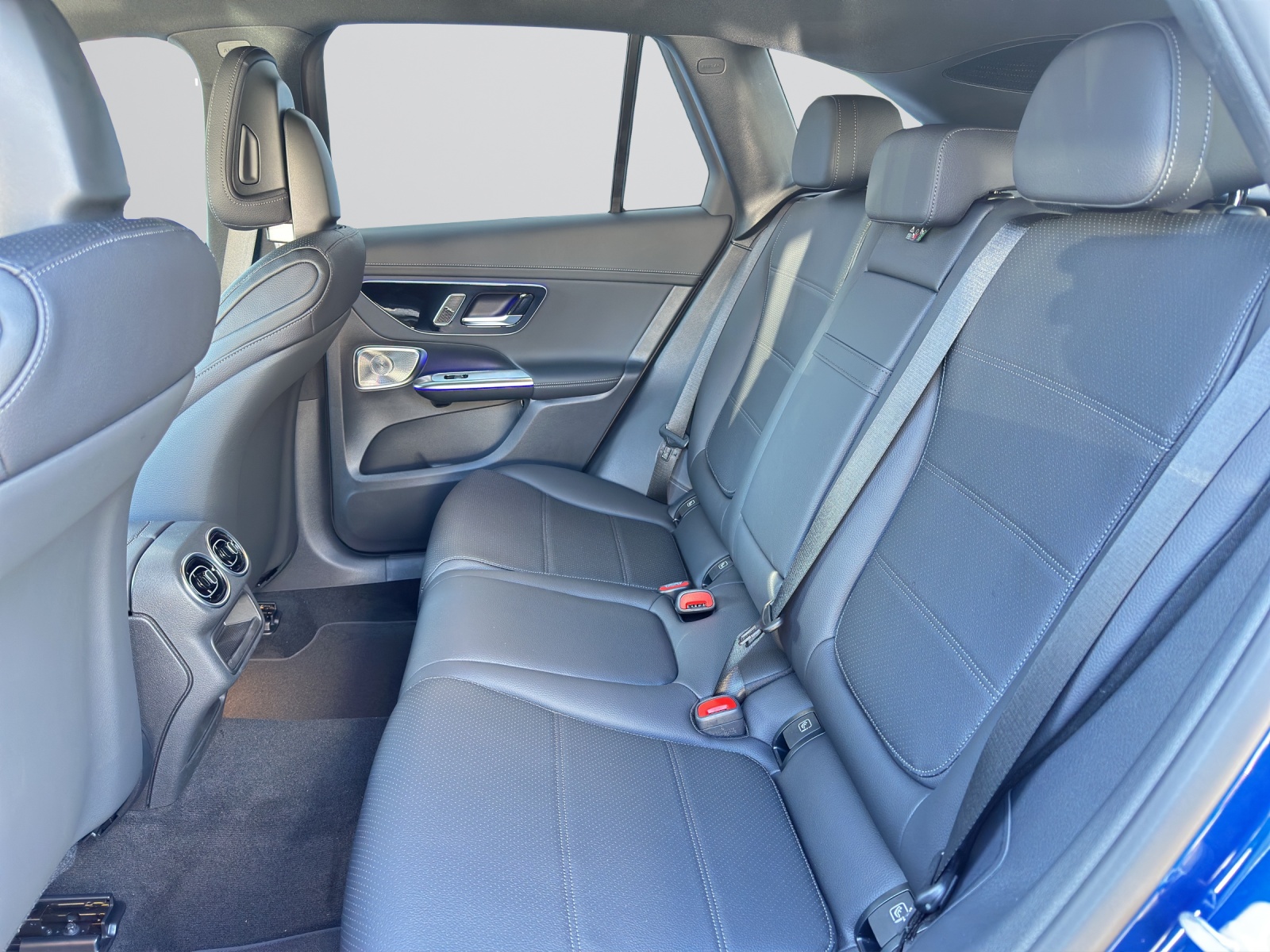 MERCEDES-BENZ GLC 400 e 4Matic EQ Star 9G-Tronic-image-13