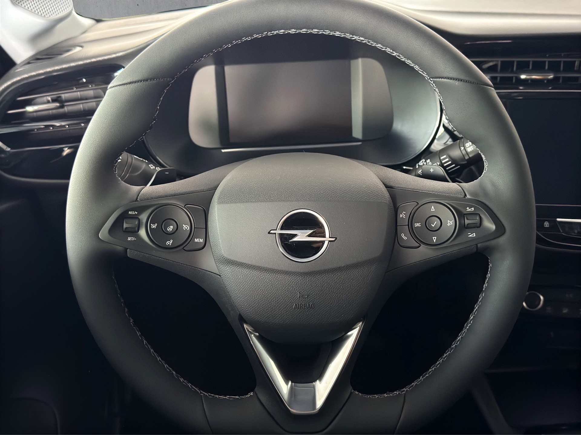 OPEL Corsa 1.2 MHEV Edition "RF.Kamera-Totwinkel-Winterpaket"-image-11