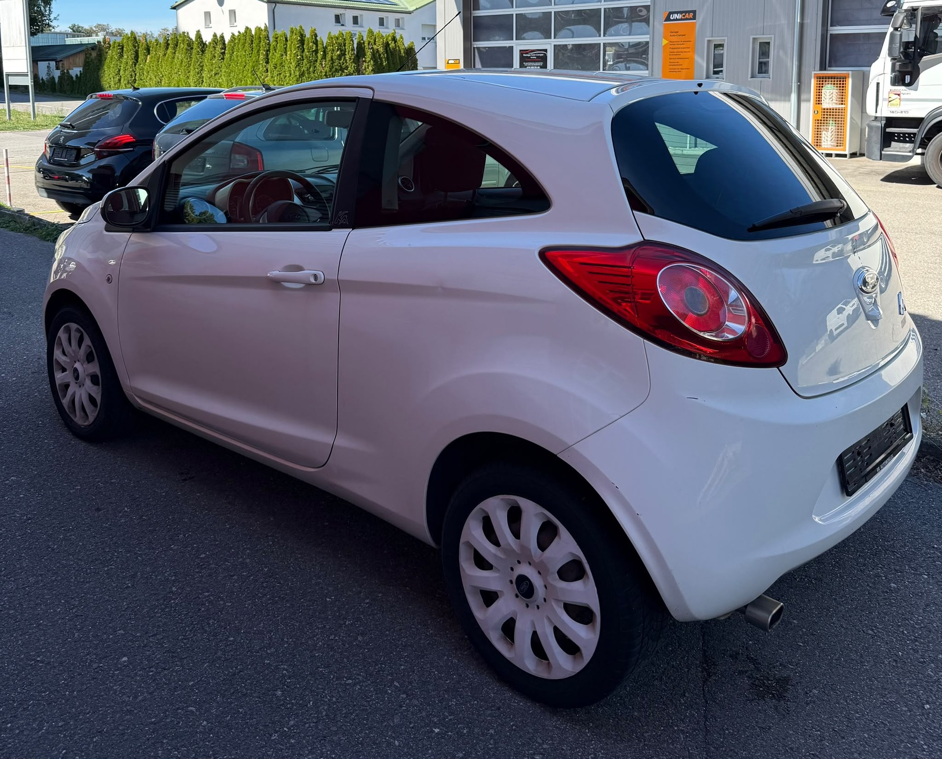 FORD KA 1.25 Titanium-image-4