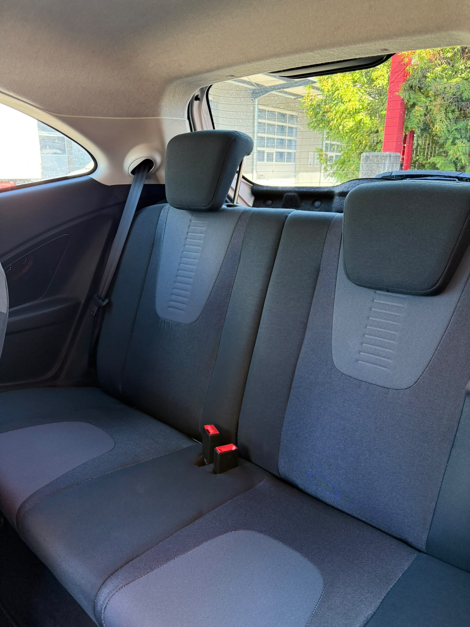 FORD KA 1.25 Titanium-image-8