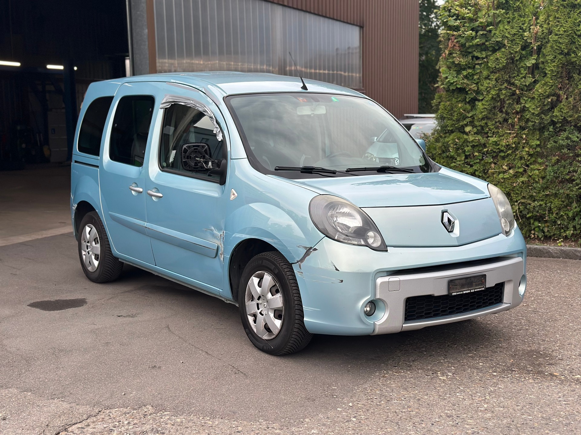 RENAULT Kangoo 1.5 dCi Dynamique-image-0