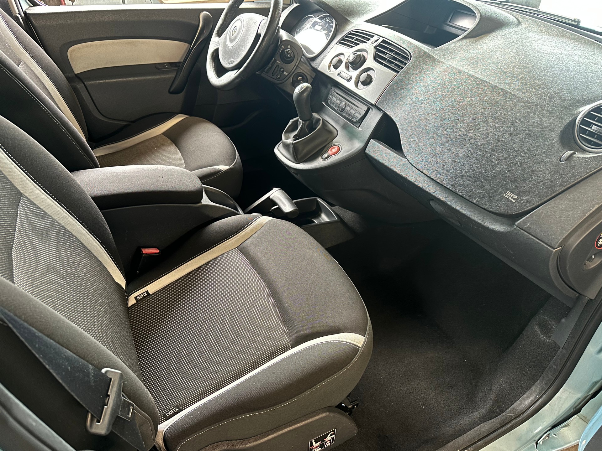 RENAULT Kangoo 1.5 dCi Dynamique-image-9