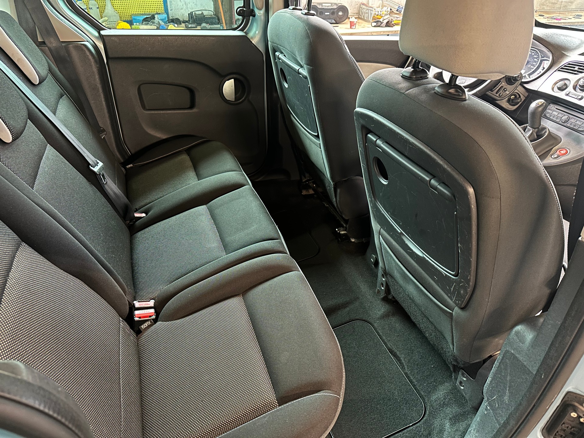 RENAULT Kangoo 1.5 dCi Dynamique-image-12