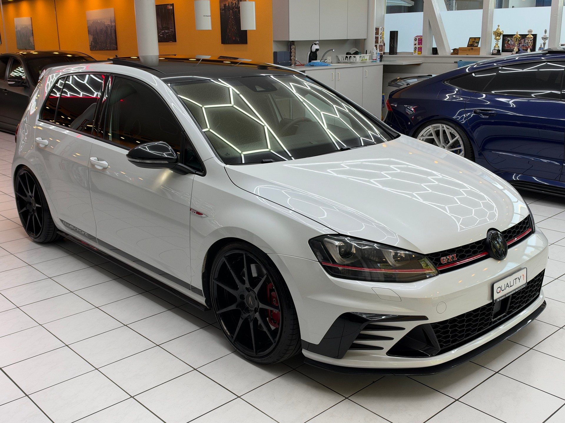 VW Golf VII 2.0 TSI GTI Clubsport DSG-image-1