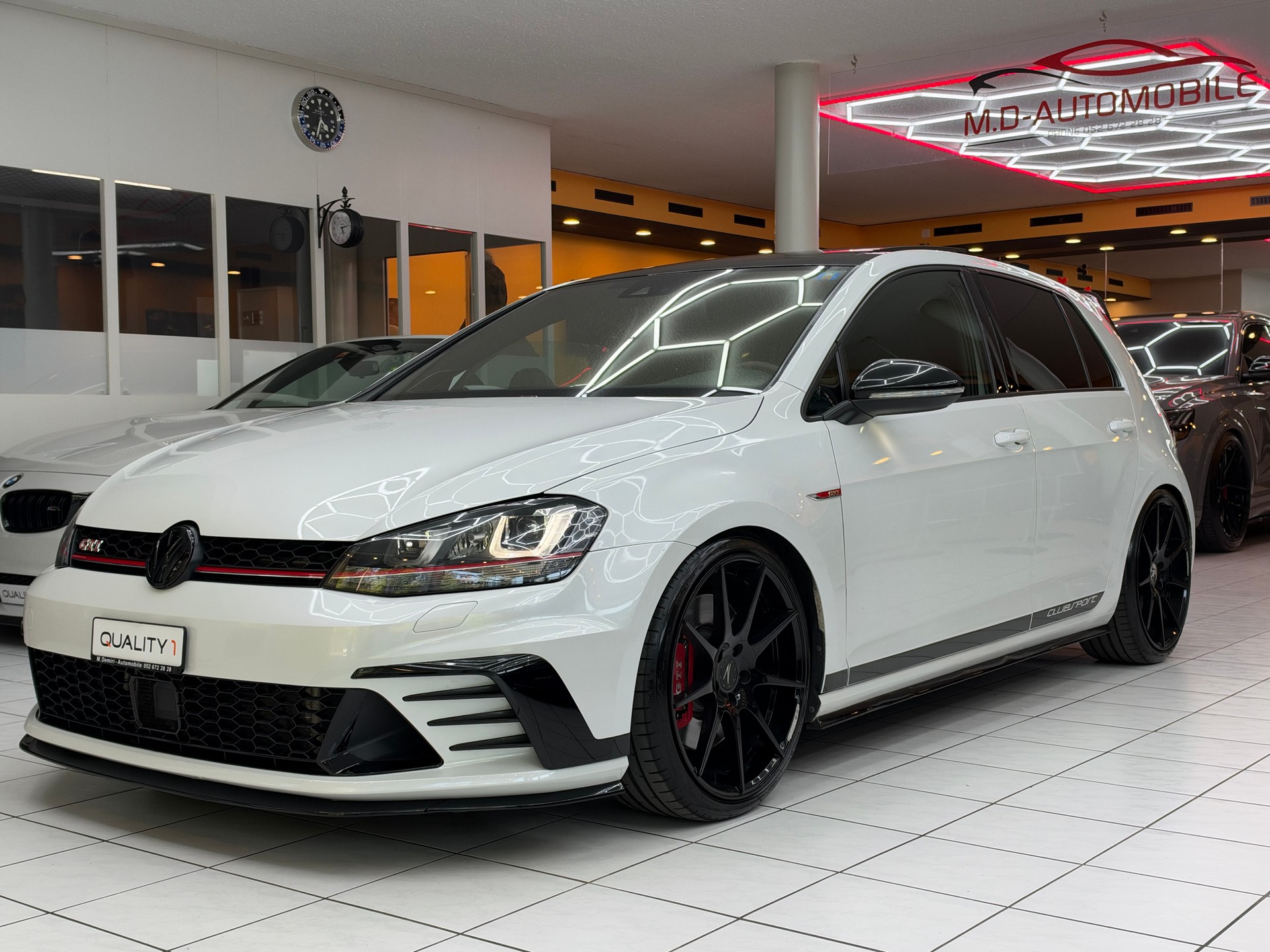 VW Golf VII 2.0 TSI GTI Clubsport DSG-image-4