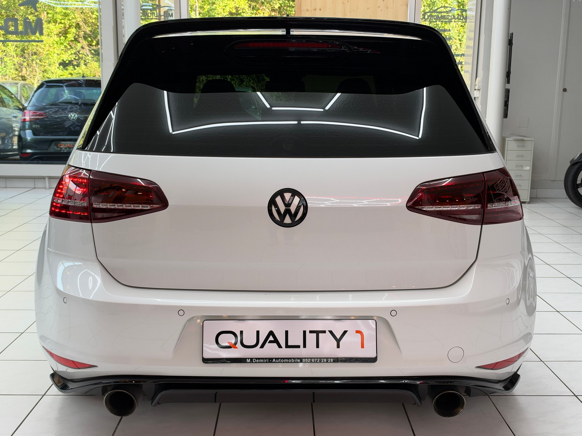 VW Golf VII 2.0 TSI GTI Clubsport DSG-image-8