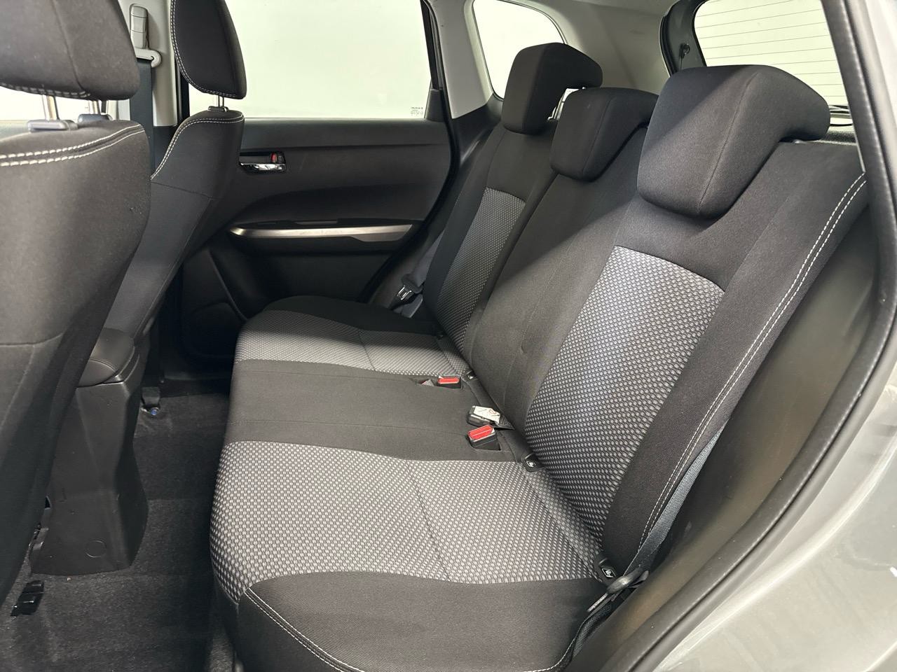 SUZUKI Vitara 1.0 Unico-image-9