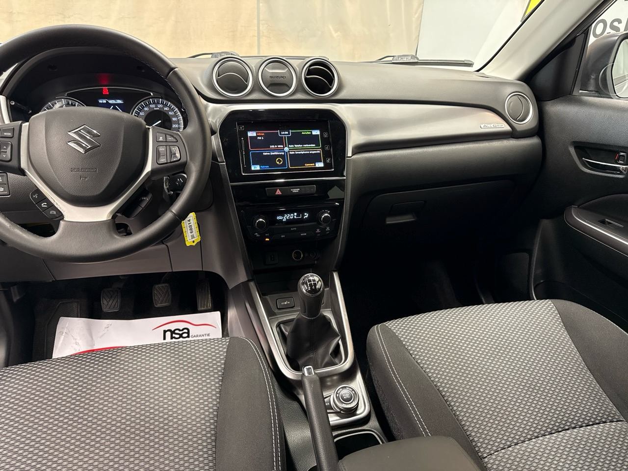 SUZUKI Vitara 1.0 Unico-image-4