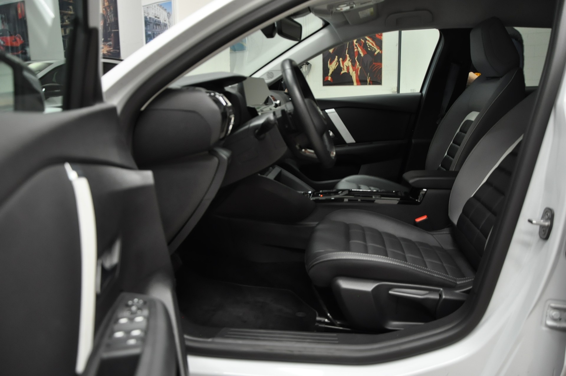 CITROEN C4 X HEV Max e-DCS6-image-8