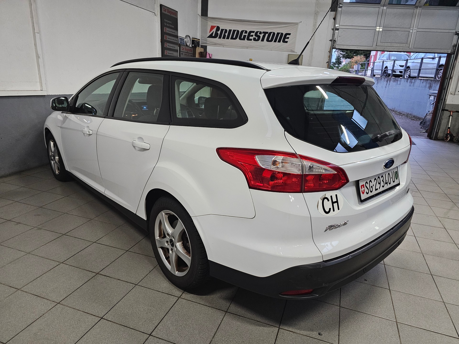 FORD Focus 1.0 SCTi Carving-image-5