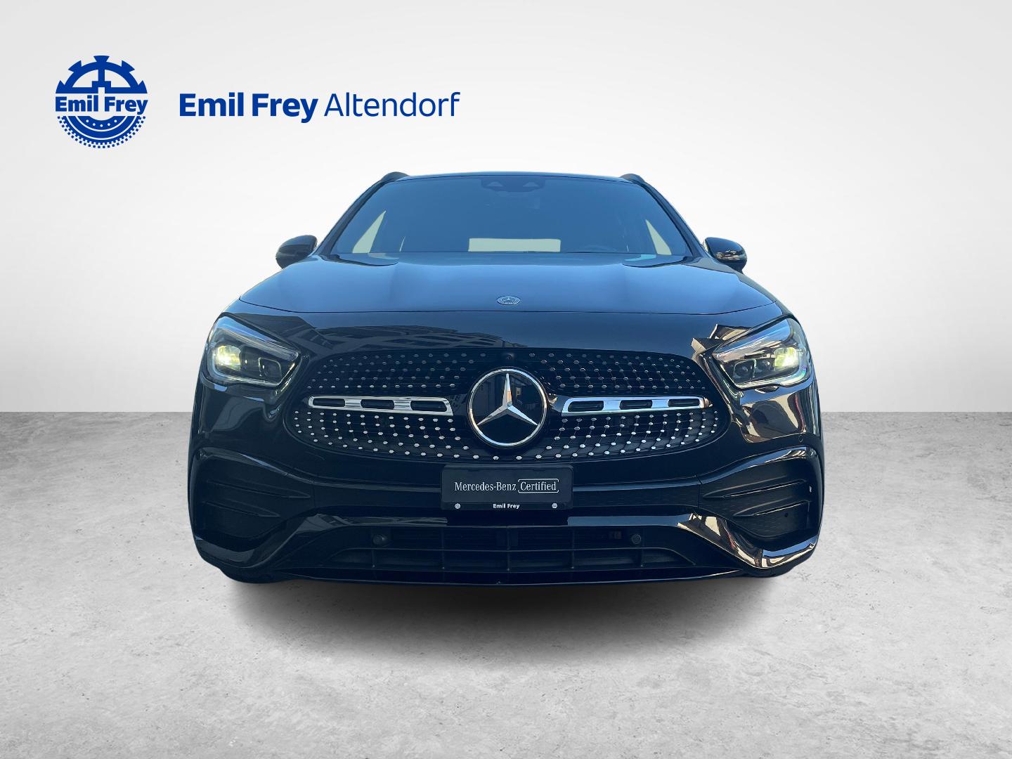 MERCEDES-BENZ GLA 250 4MATIC AMG Line-image-7