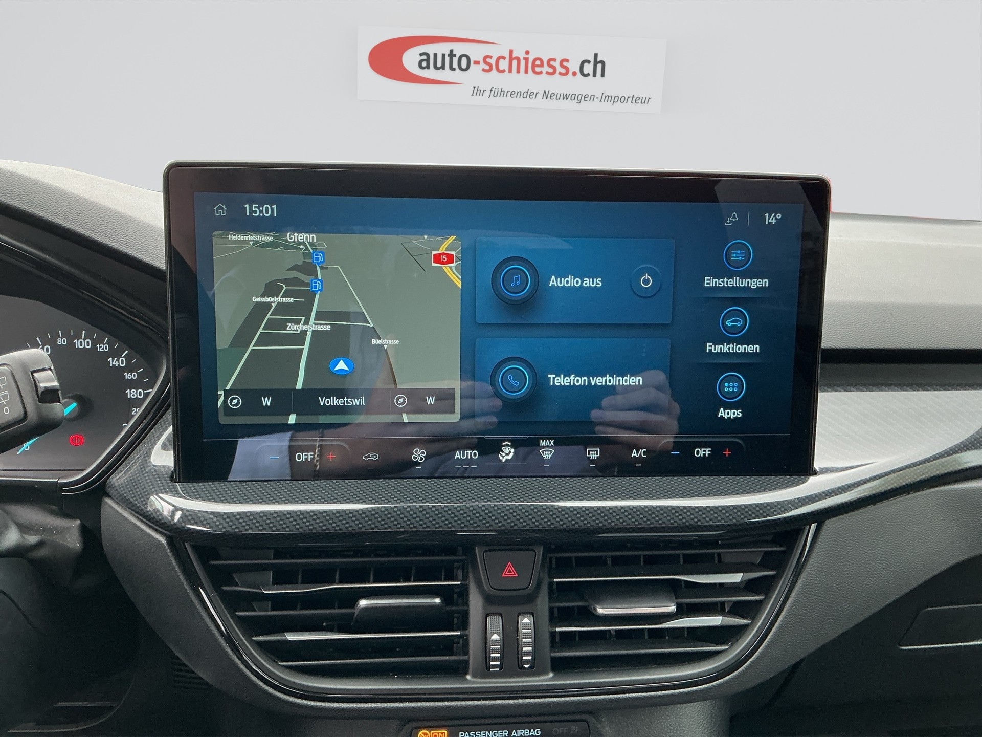 FORD Focus 1.0 Ecoboost ST-Line Automat-image-10